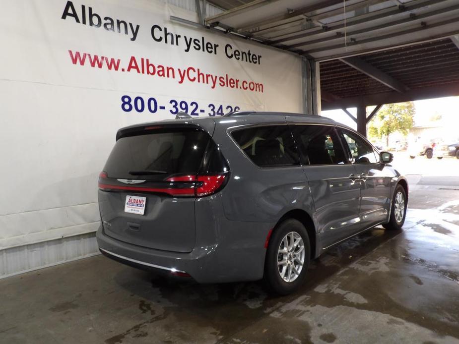 used 2022 Chrysler Pacifica car