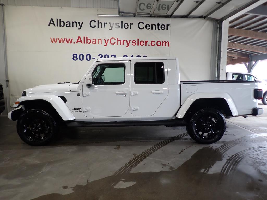 used 2023 Jeep Gladiator car, priced at $35,990