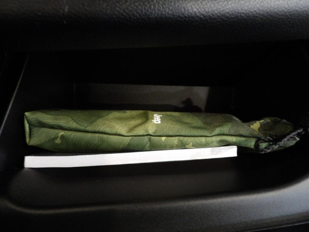 used 2022 Jeep Grand Cherokee car, priced at $29,499