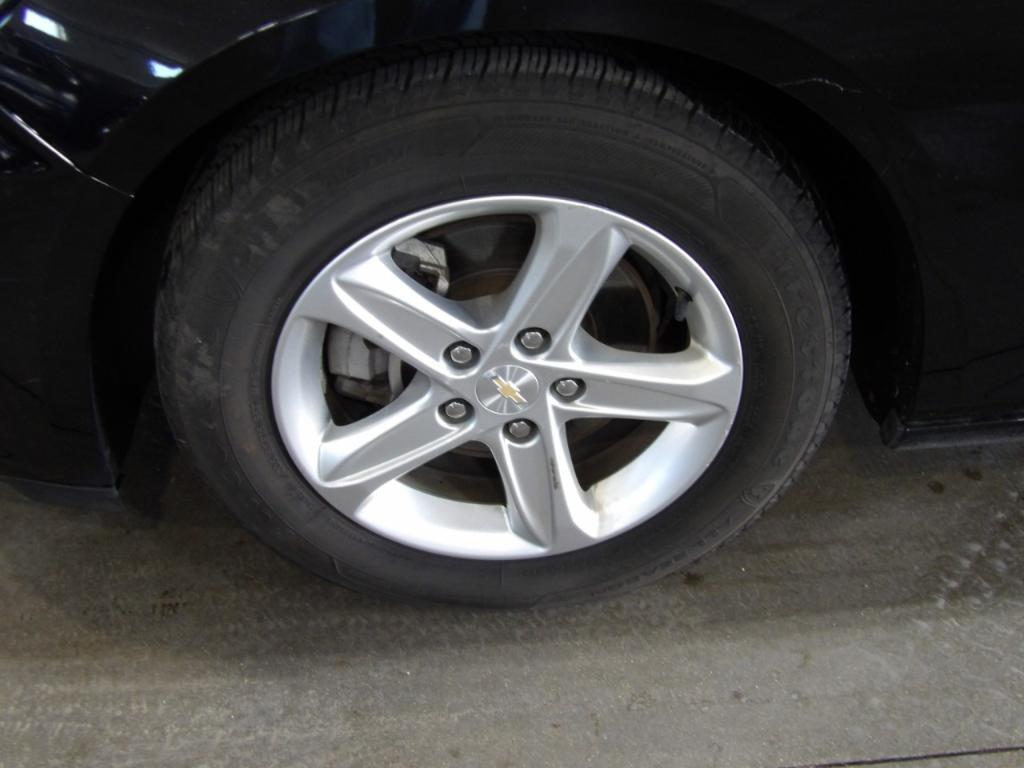 used 2023 Chevrolet Malibu car, priced at $15,990