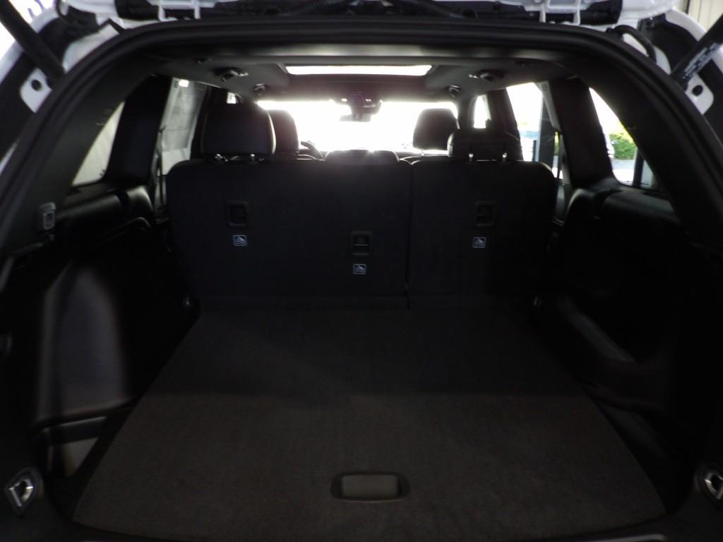 new 2025 Jeep Grand Cherokee car, priced at $50,410