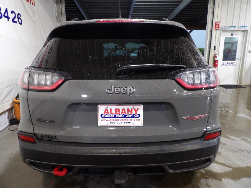 used 2022 Jeep Cherokee car, priced at $27,990