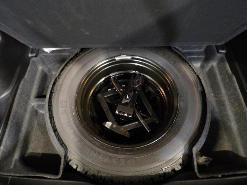 used 2022 Jeep Cherokee car, priced at $23,990