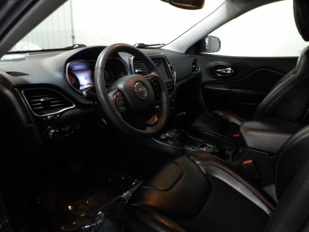 used 2022 Jeep Cherokee car, priced at $23,990