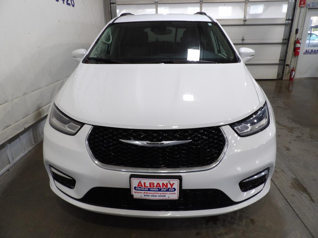 used 2022 Chrysler Pacifica car