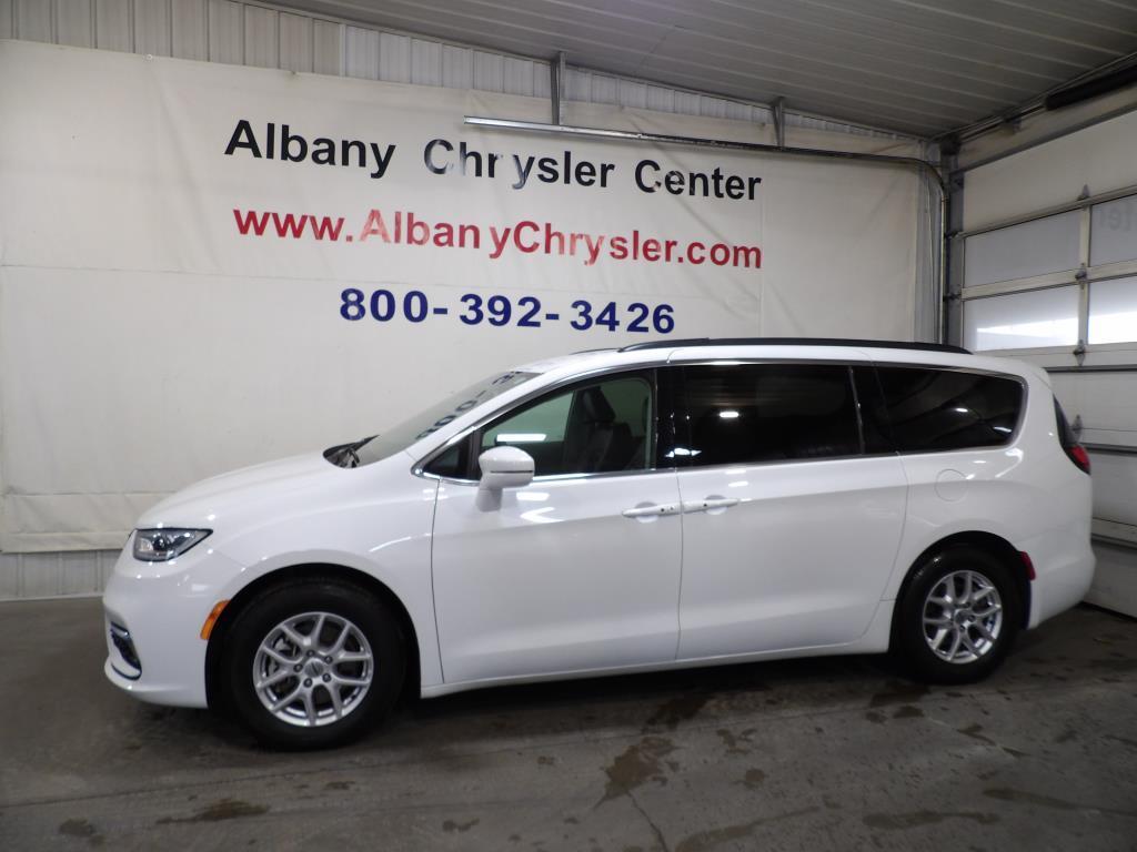 used 2022 Chrysler Pacifica car