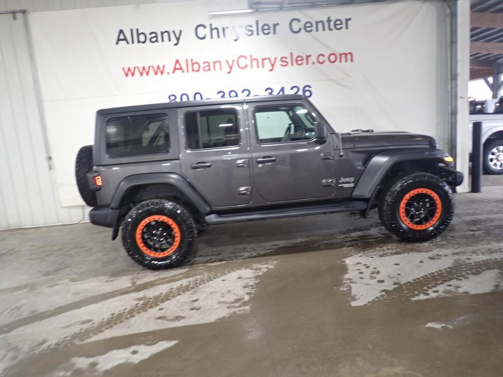 used 2019 Jeep Wrangler Unlimited car, priced at $31,990