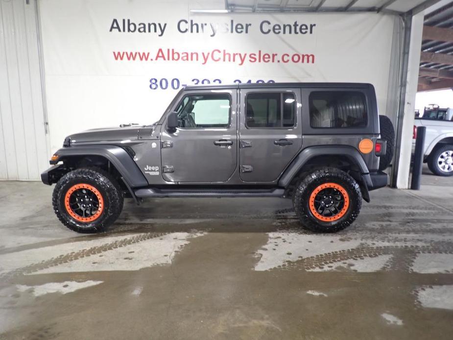 used 2019 Jeep Wrangler Unlimited car, priced at $33,990