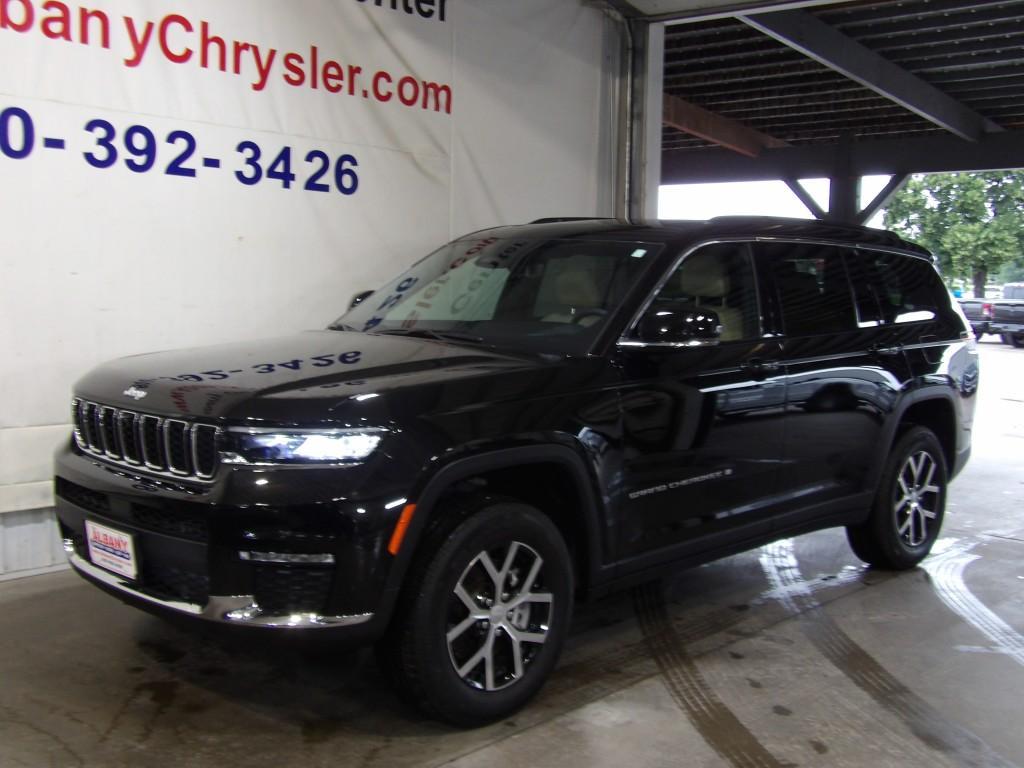 used 2025 Jeep Grand Cherokee L car, priced at $45,990