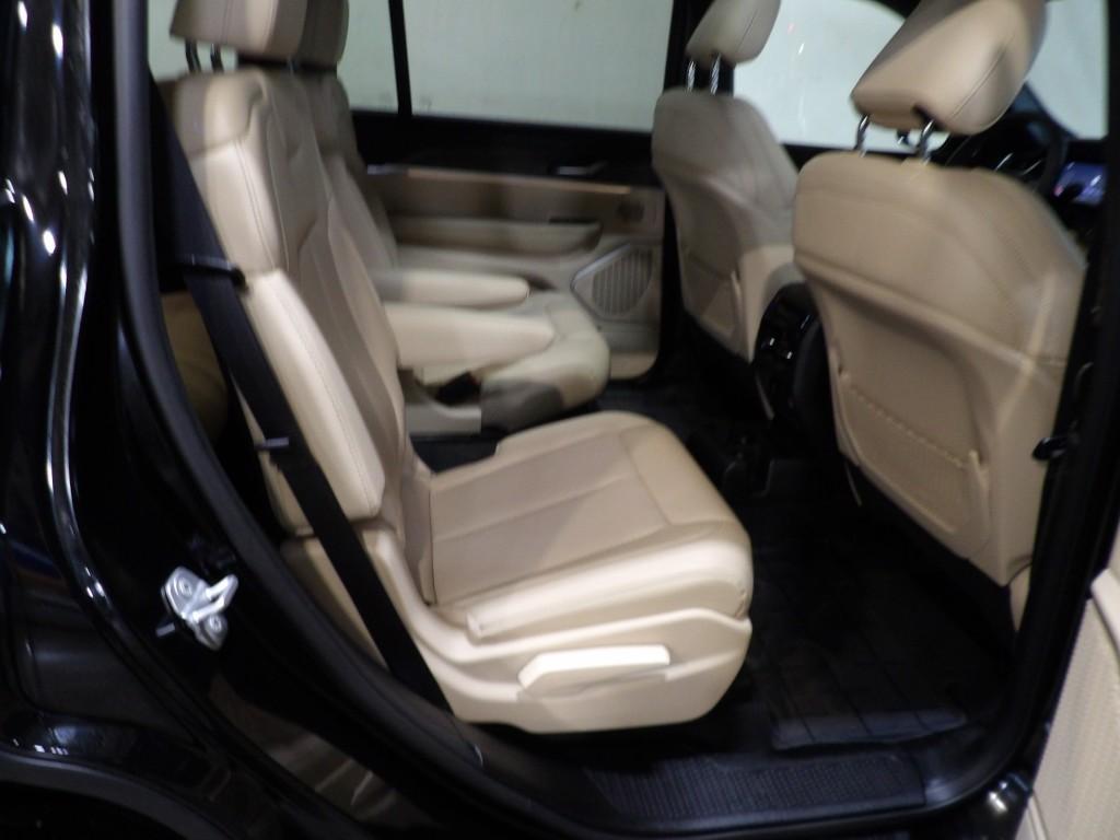 used 2025 Jeep Grand Cherokee L car, priced at $45,990
