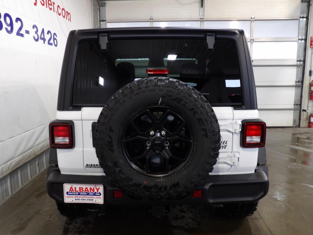 new 2025 Jeep Wrangler car, priced at $40,164