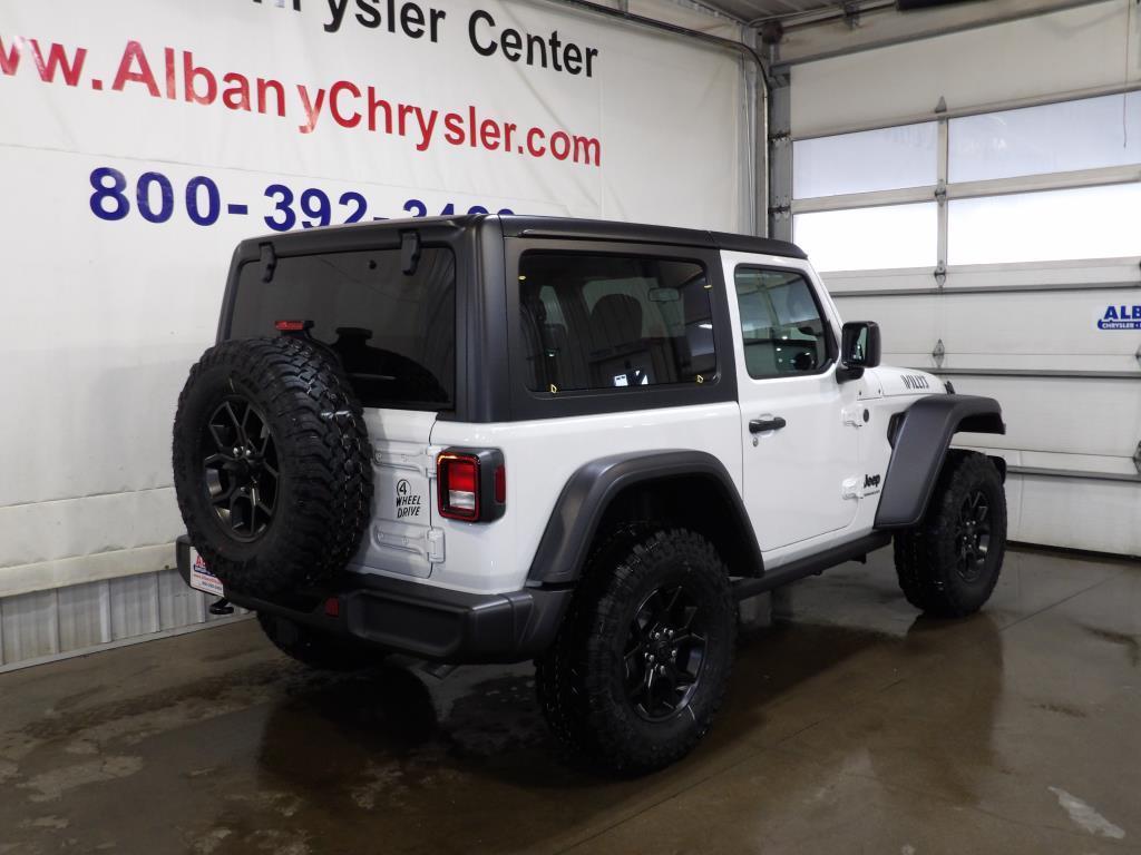 new 2025 Jeep Wrangler car, priced at $40,164