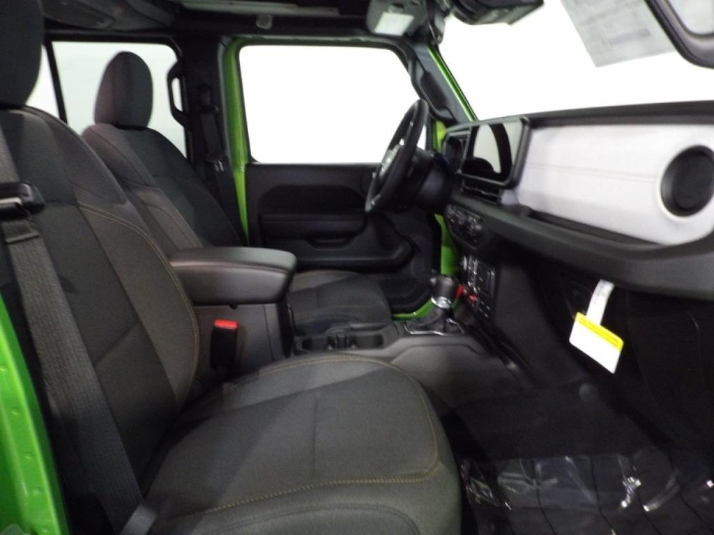 new 2025 Jeep Wrangler car, priced at $48,329