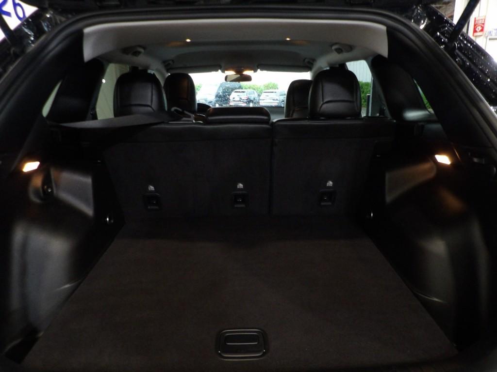 used 2020 Jeep Cherokee car, priced at $23,990