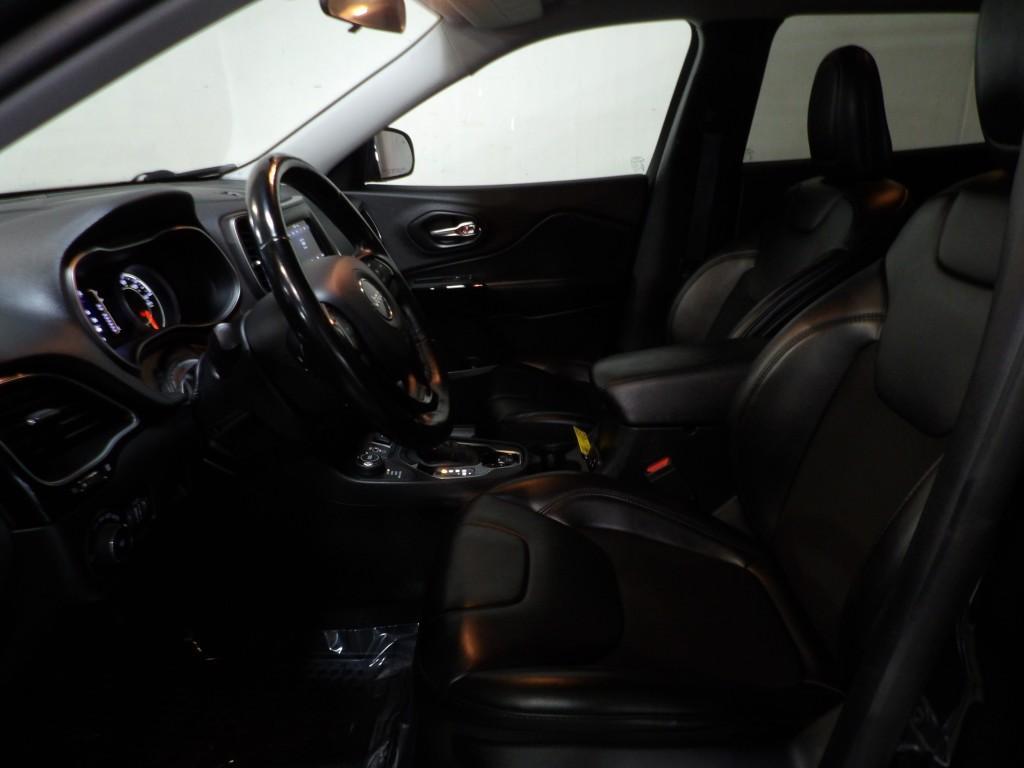 used 2020 Jeep Cherokee car, priced at $23,990