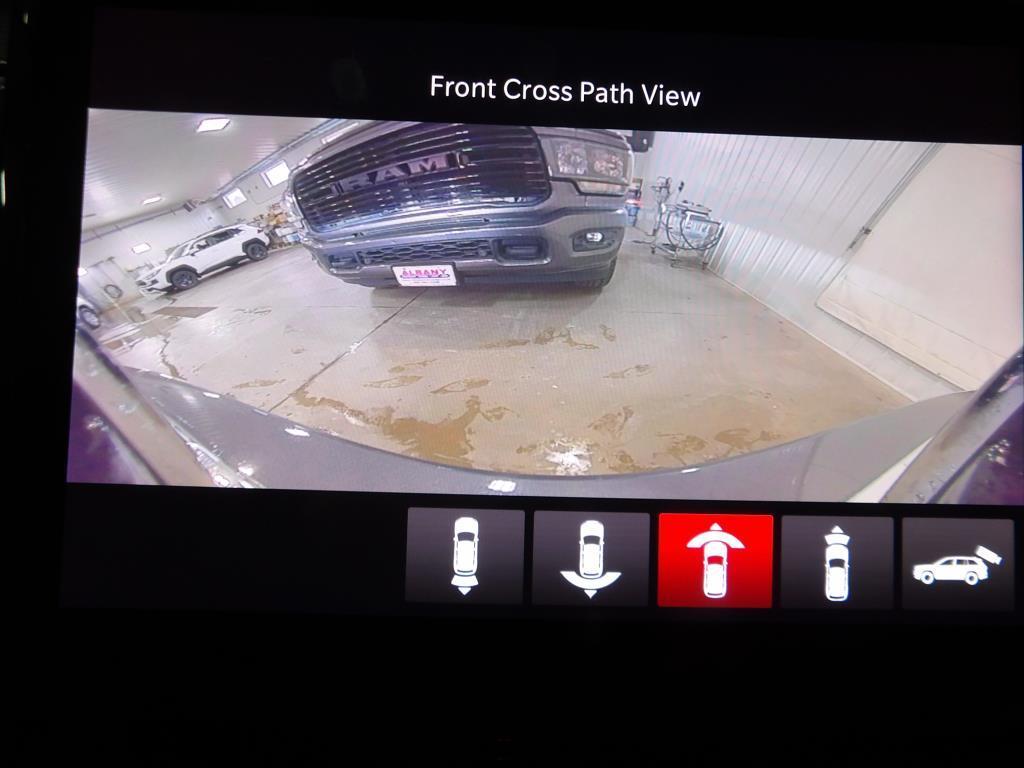 used 2023 Jeep Grand Cherokee car, priced at $36,990