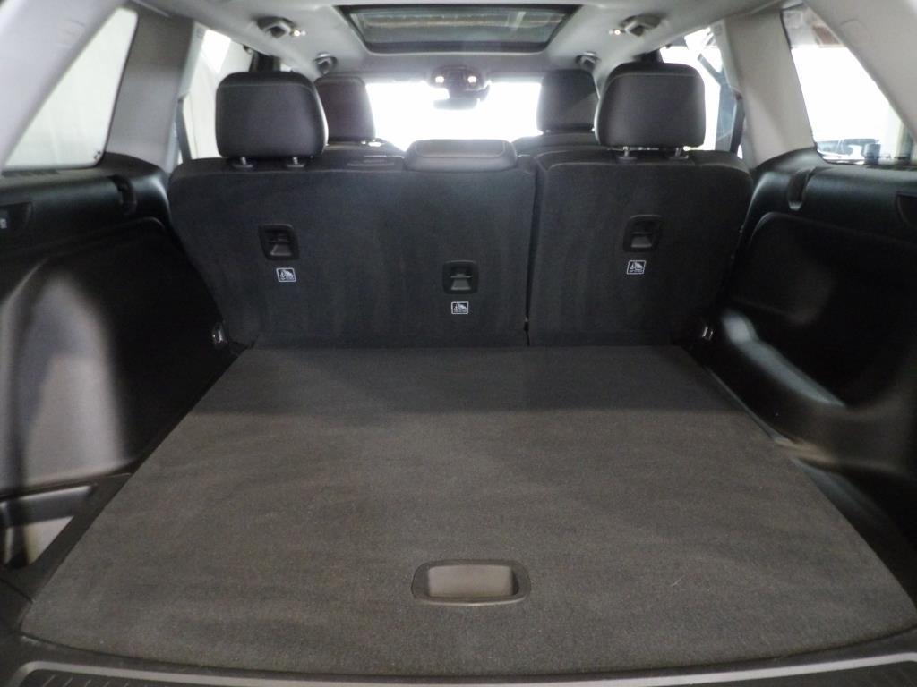 used 2023 Jeep Grand Cherokee car, priced at $36,990