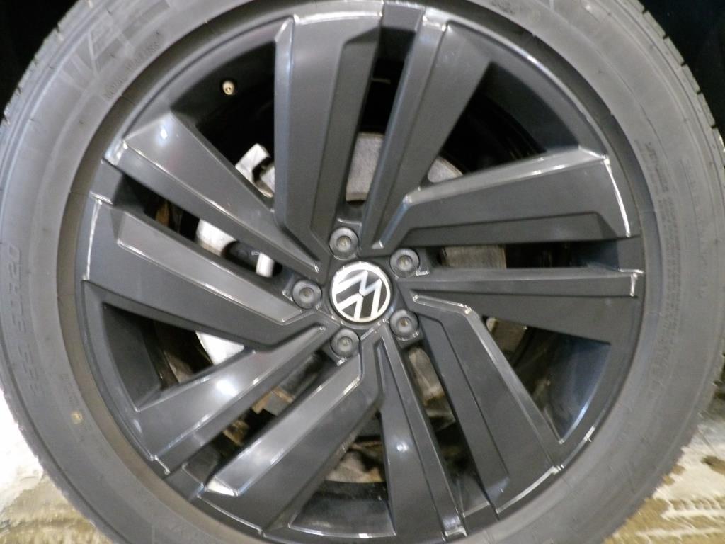 used 2022 Volkswagen Atlas Cross Sport car, priced at $26,990