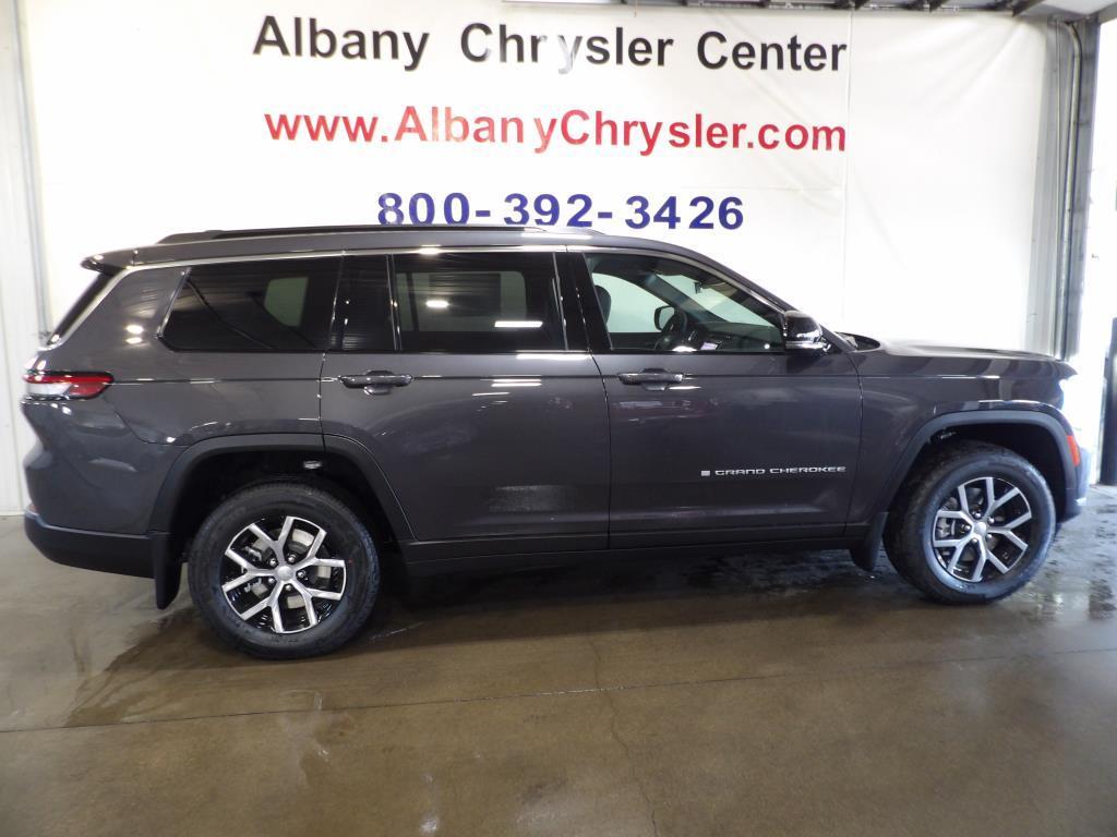 new 2025 Jeep Grand Cherokee L car, priced at $44,432