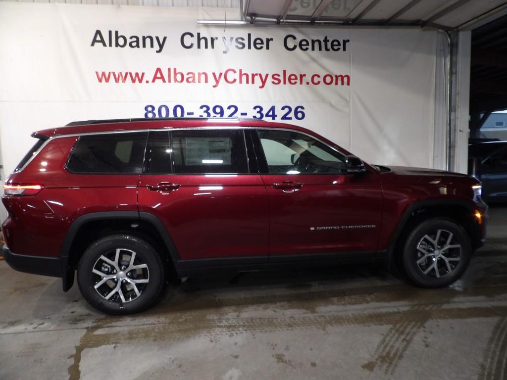 new 2025 Jeep Grand Cherokee L car