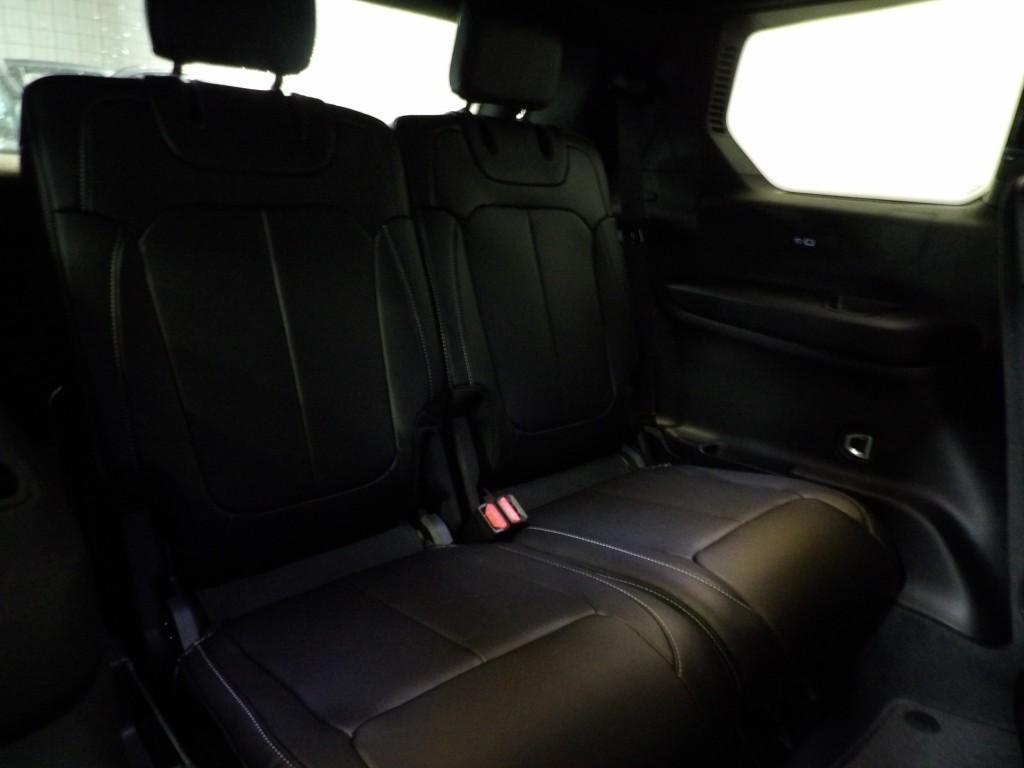 new 2025 Jeep Grand Cherokee L car