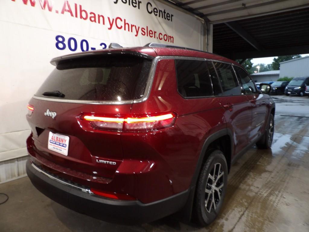 new 2025 Jeep Grand Cherokee L car