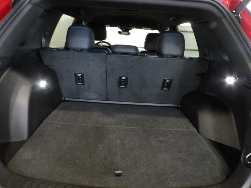 used 2025 Chevrolet Equinox car, priced at $28,399