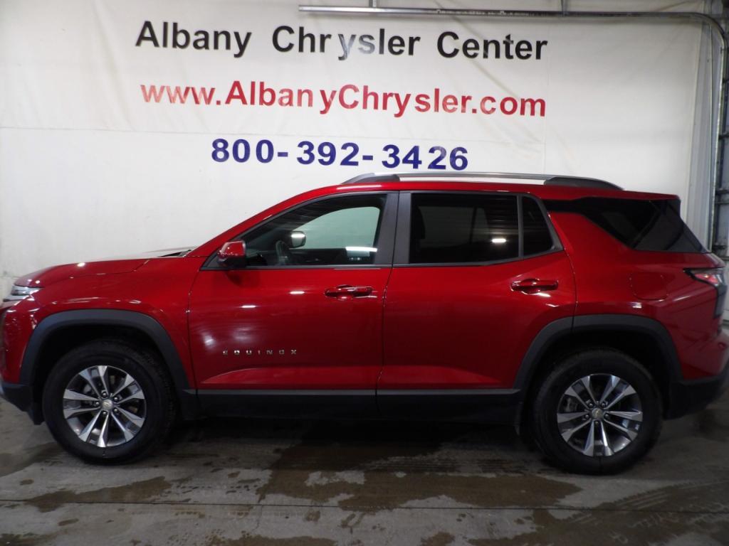 used 2025 Chevrolet Equinox car, priced at $28,399