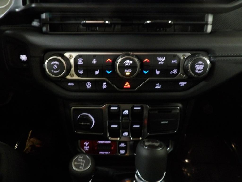 new 2026 Jeep Wrangler car, priced at $59,641