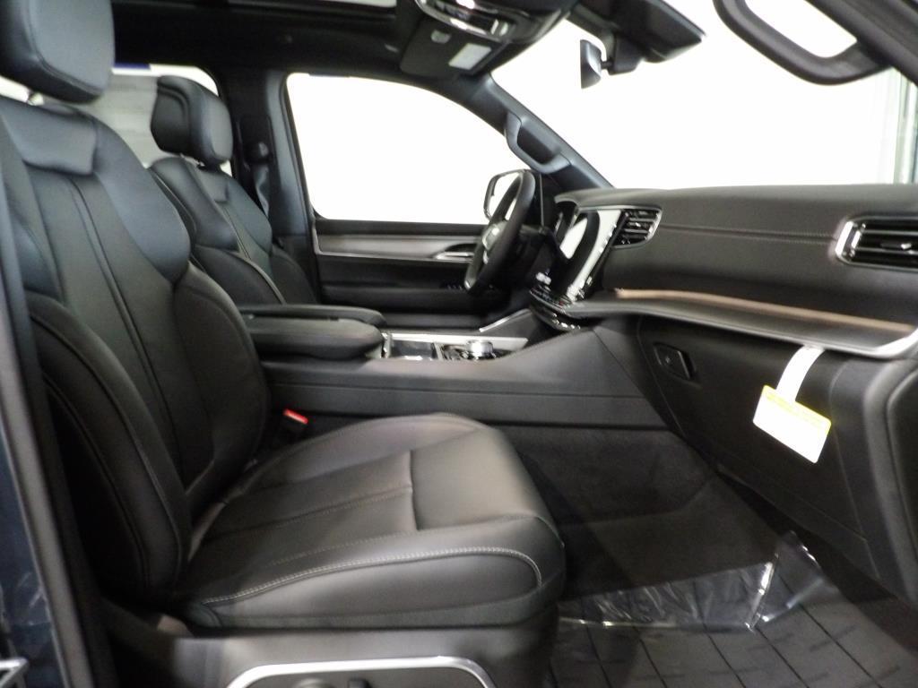 new 2025 Jeep Wagoneer L car, priced at $65,850