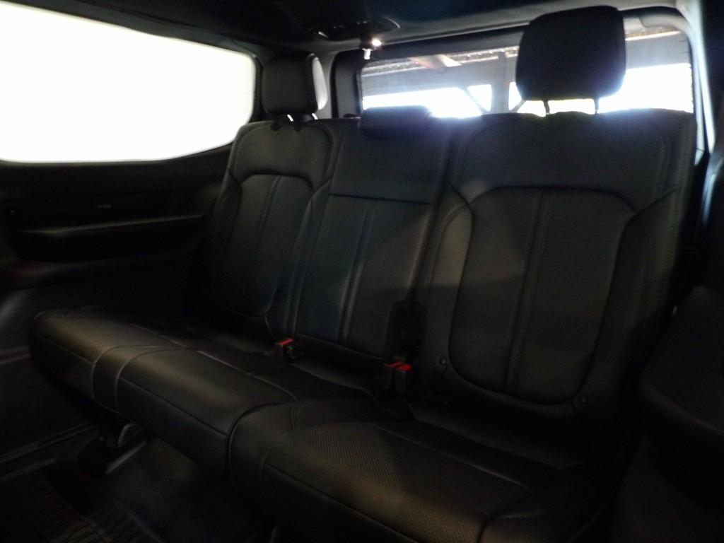 new 2025 Jeep Wagoneer car
