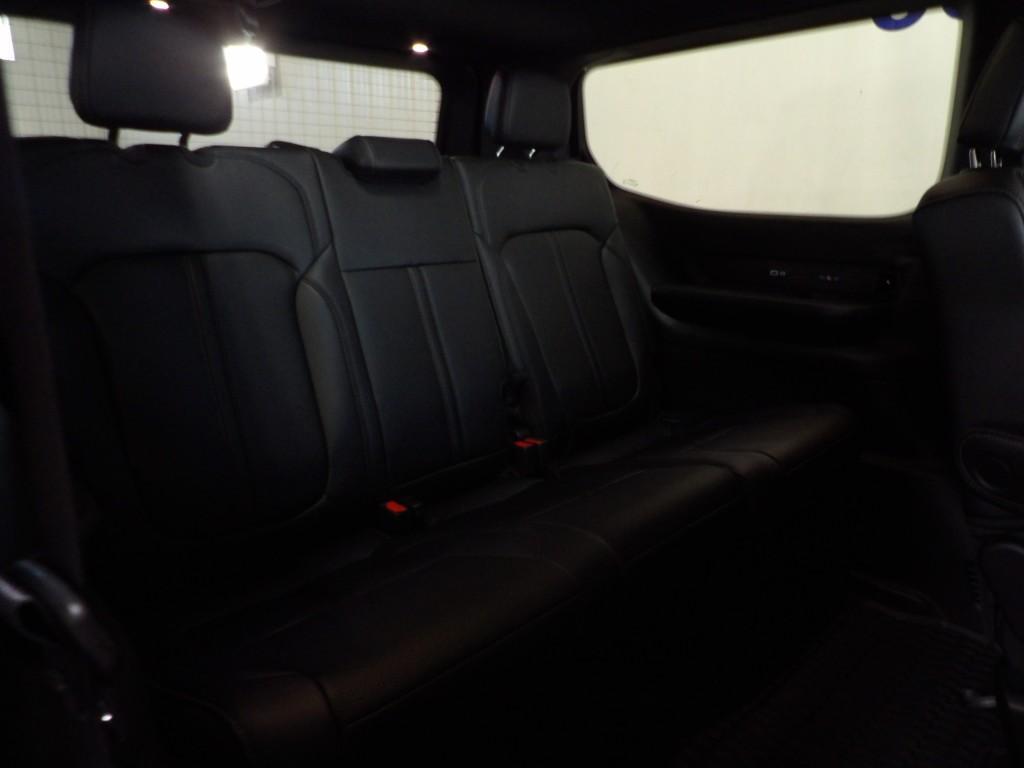 new 2025 Jeep Wagoneer car