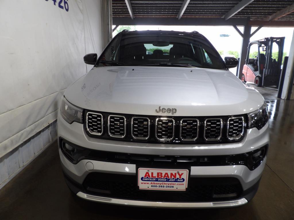 new 2025 Jeep Compass car, priced at $31,288