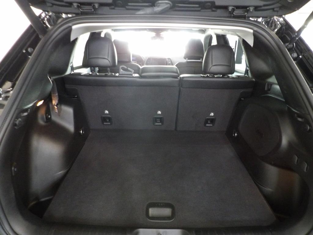 used 2022 Jeep Cherokee car, priced at $28,990