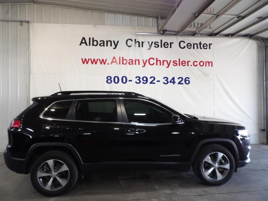 used 2022 Jeep Cherokee car, priced at $28,990
