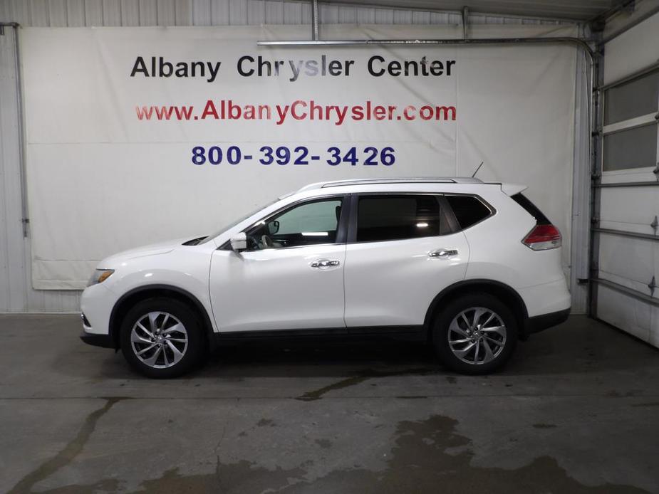 used 2014 Nissan Rogue car, priced at $14,490