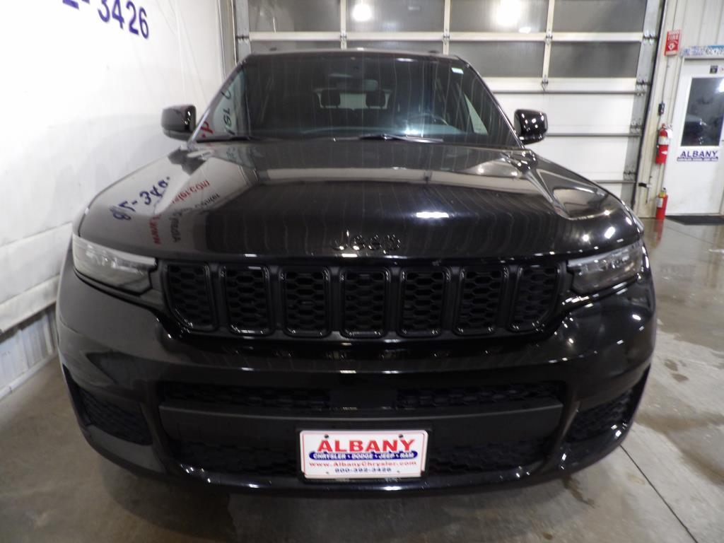 used 2022 Jeep Grand Cherokee L car, priced at $33,990