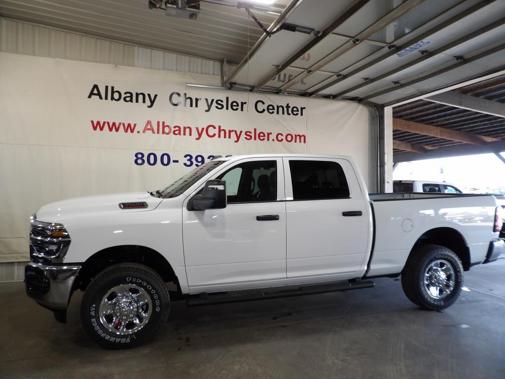new 2025 Ram 3500 car