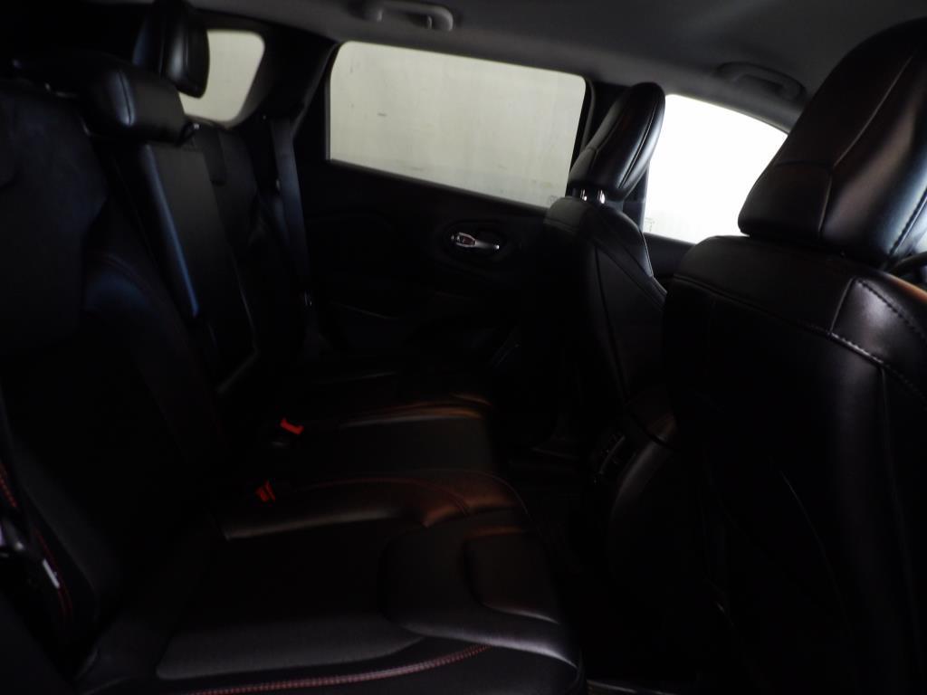 used 2022 Jeep Cherokee car, priced at $28,990