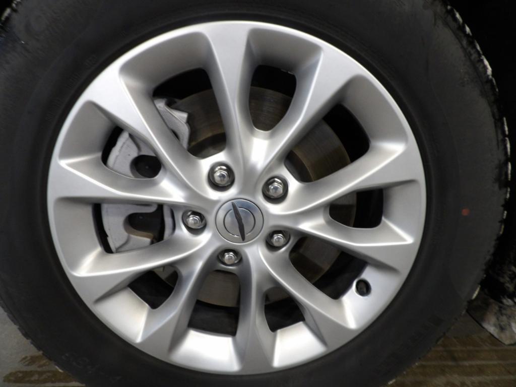 used 2024 Chrysler Pacifica car, priced at $35,990