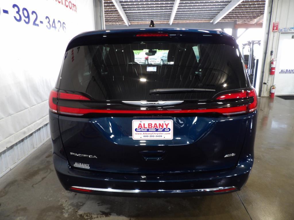 new 2025 Chrysler Pacifica car, priced at $42,792