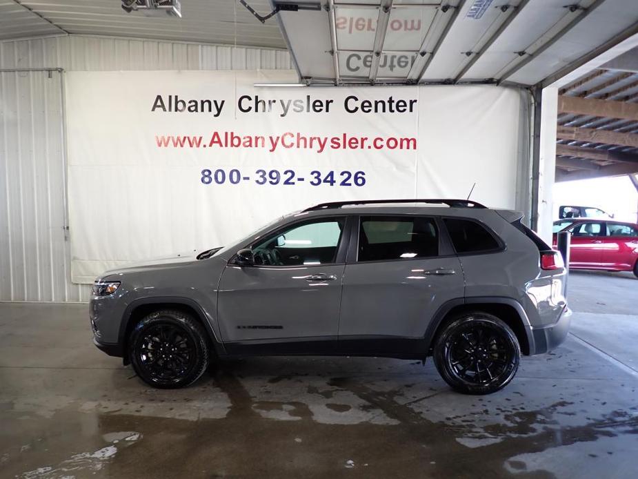 used 2023 Jeep Cherokee car, priced at $26,990