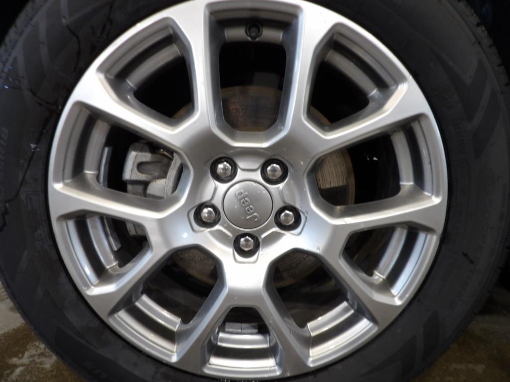 used 2022 Jeep Compass car, priced at $24,990
