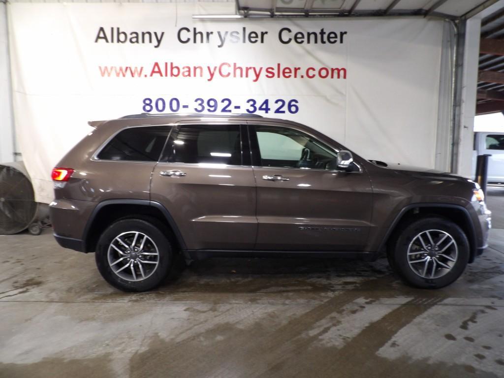 used 2020 Jeep Grand Cherokee car, priced at $23,990