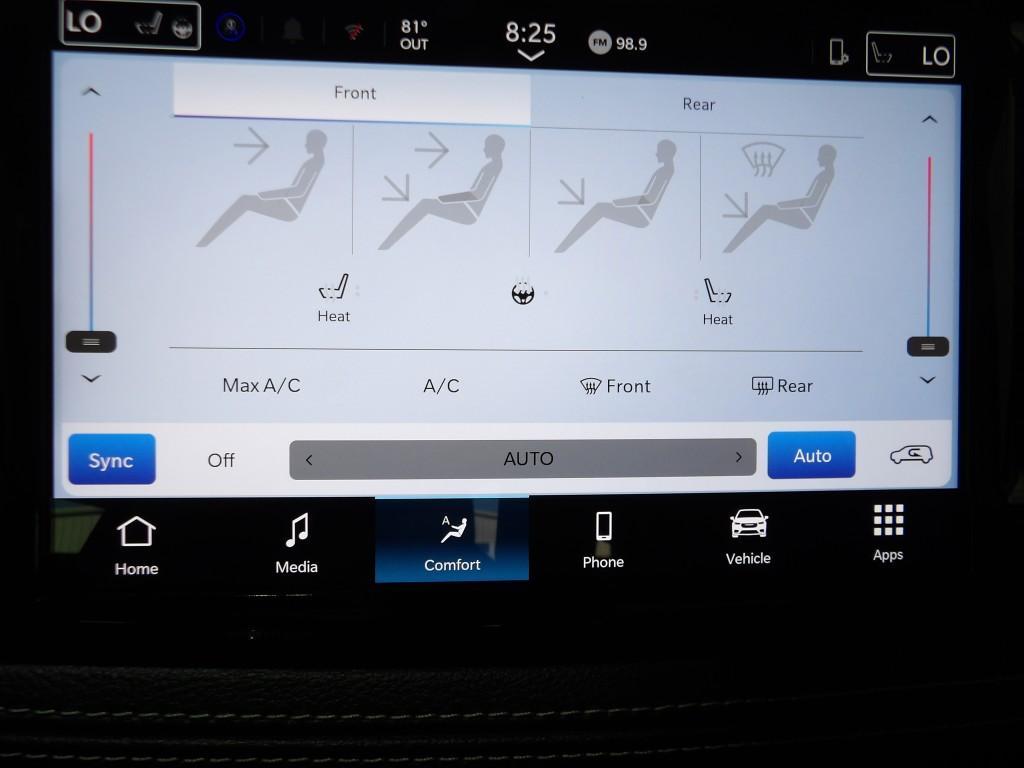 new 2026 Chrysler Pacifica car, priced at $40,912