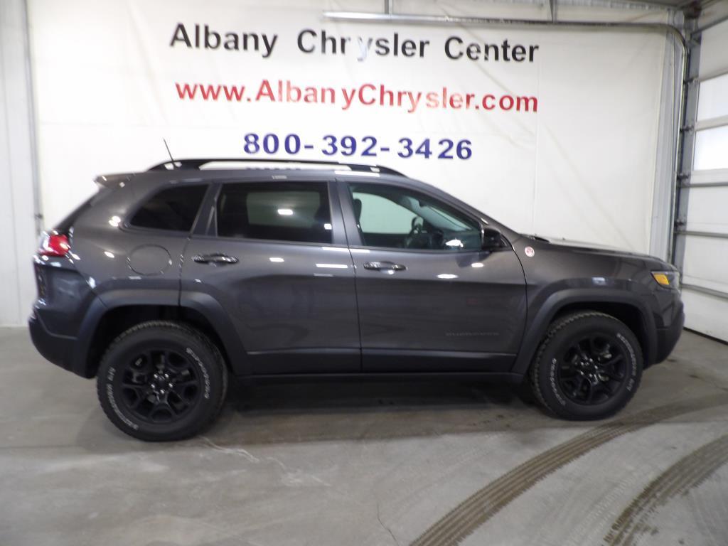used 2022 Jeep Cherokee car, priced at $29,990