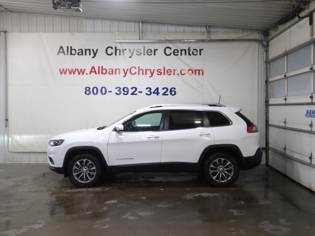 used 2020 Jeep Cherokee car, priced at $18,990