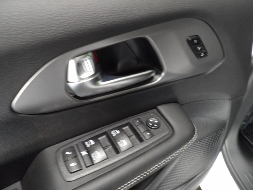 new 2026 Chrysler Pacifica car, priced at $42,684