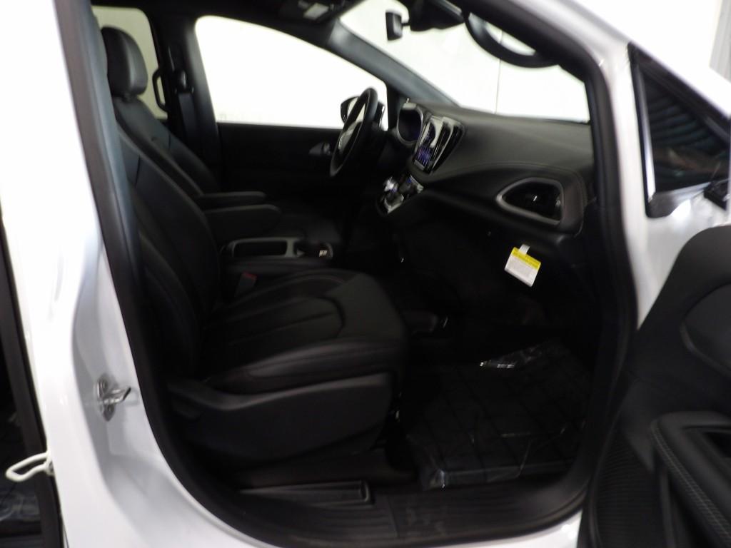 new 2026 Chrysler Pacifica car, priced at $42,684