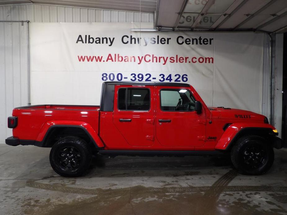 used 2022 Jeep Gladiator car, priced at $34,990